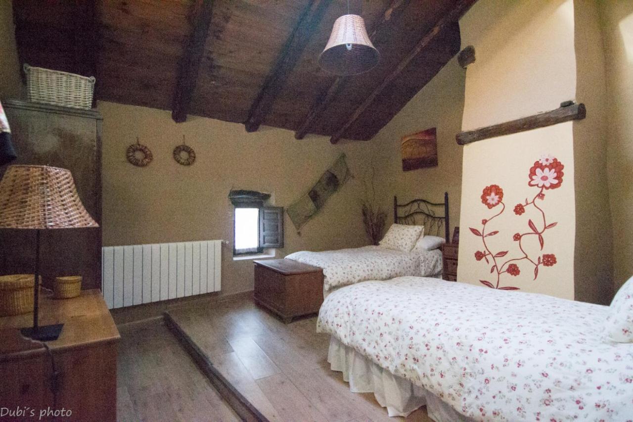 La Casita De Leire Guest House Tamajon Eksteriør bilde