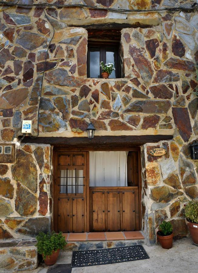 La Casita De Leire Guest House Tamajon Eksteriør bilde