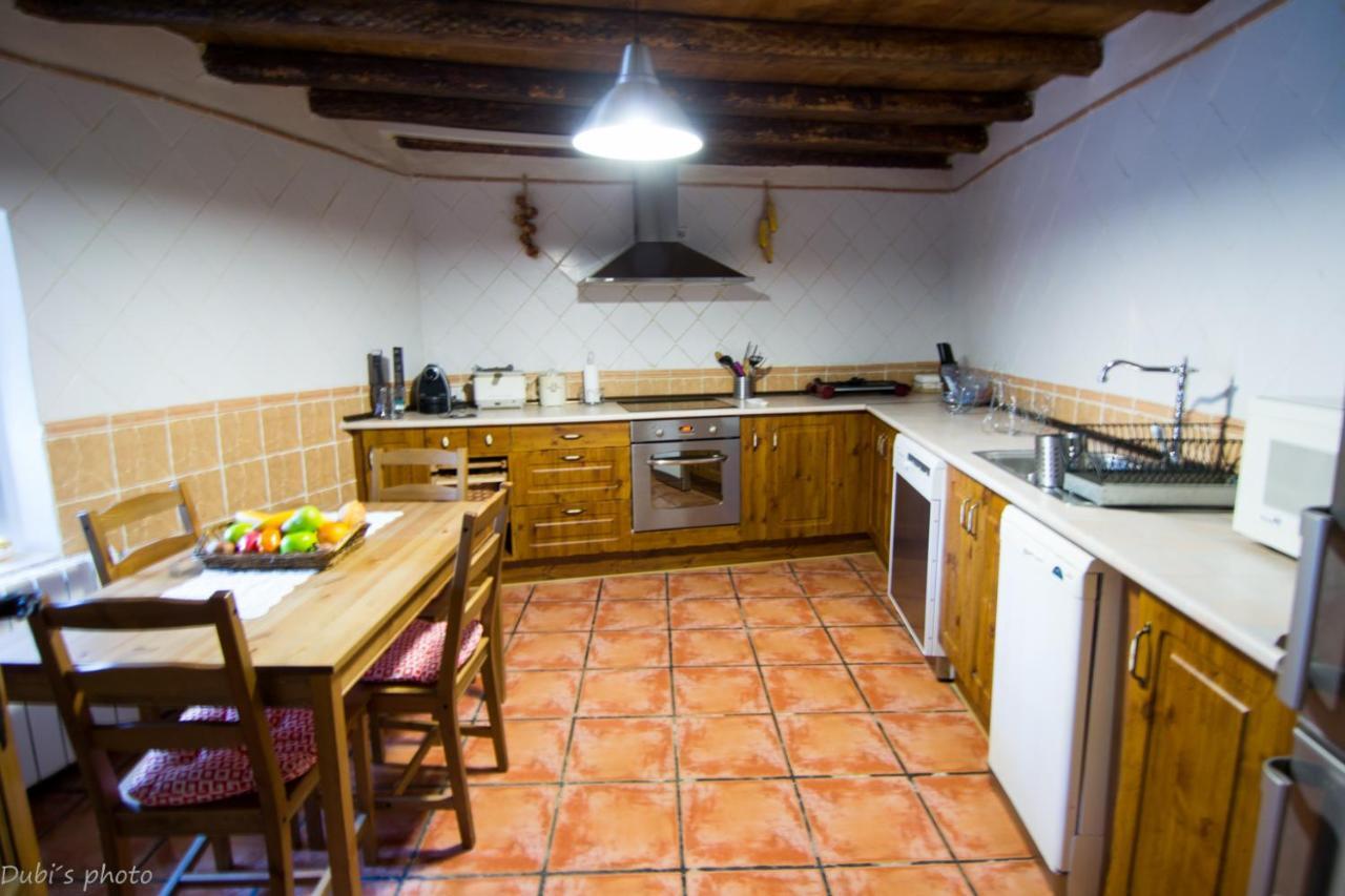 La Casita De Leire Guest House Tamajon Eksteriør bilde